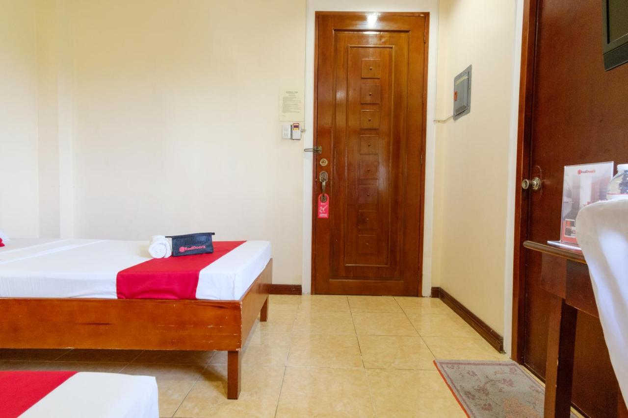 Hotel Reddoorz Near Camp Montelibano Bacolod Exterior foto